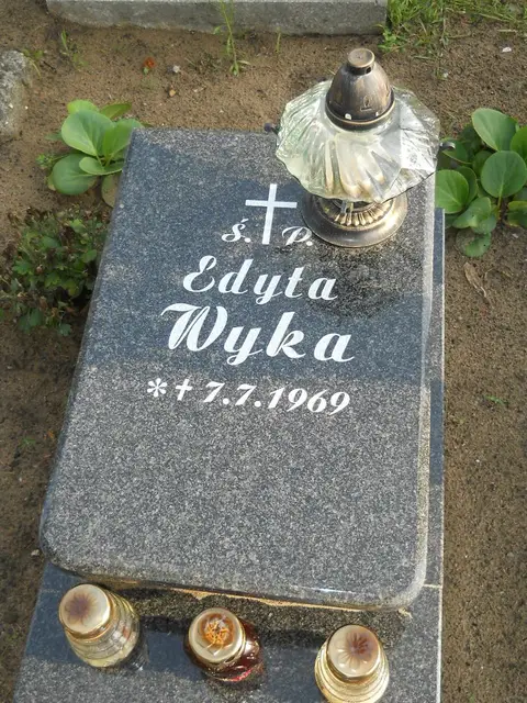 Zdjęcie grobu 21/23985