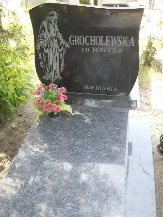 Zdjęcie grobu 24/100