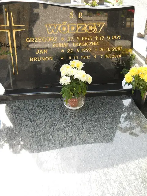 Zdjęcie grobu 8/10473