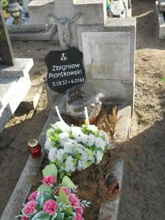 Zdjęcie grobu 100/100