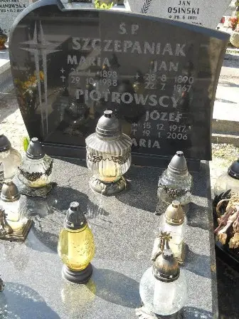 Zdjęcie grobu 24/100