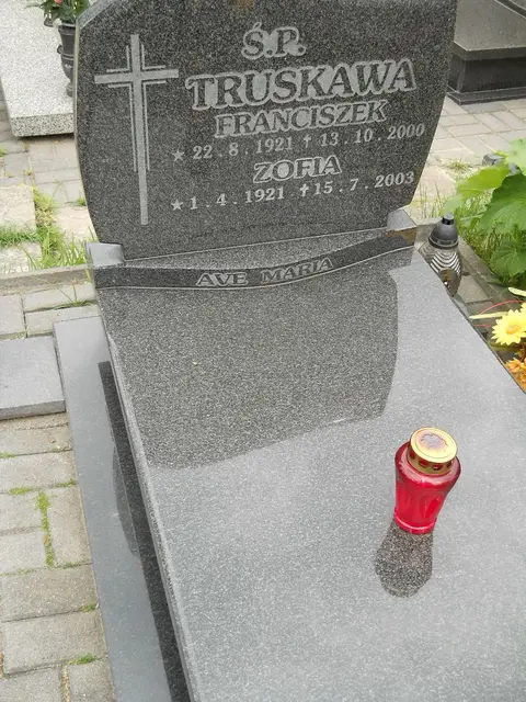 Zdjęcie grobu 7/10943