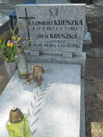 Zdjęcie grobu 25/28j