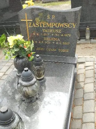Zdjęcie grobu 40/12,13