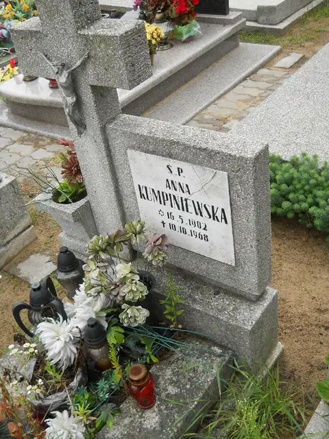 Zdjęcie grobu 22/23595