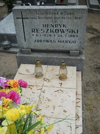 Zdjęcie grobu 33/30