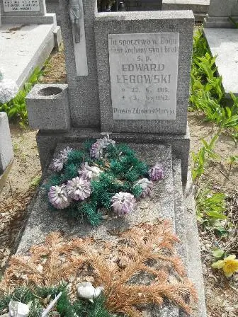 Zdjęcie grobu 25/46