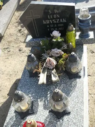 Zdjęcie grobu 6/83