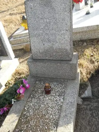 Zdjęcie grobu 100/100