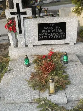 Zdjęcie grobu J/331,332