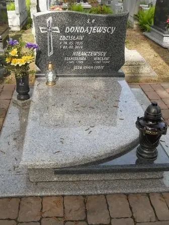 Zdjęcie grobu Ha/110,111