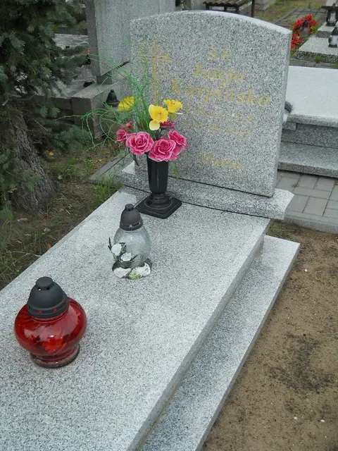 Zdjęcie grobu 22/23692
