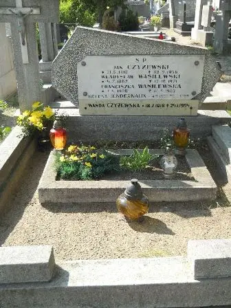 Zdjęcie grobu H/121,121a,121b