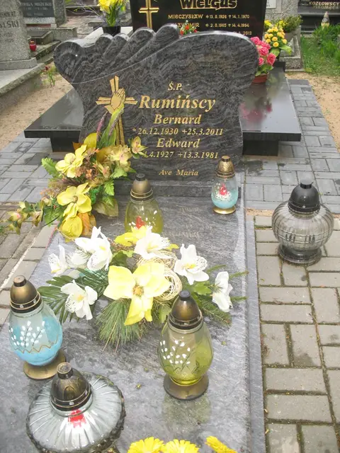 Zdjęcie grobu 8/10617
