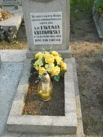 Zdjęcie grobu 7b/17