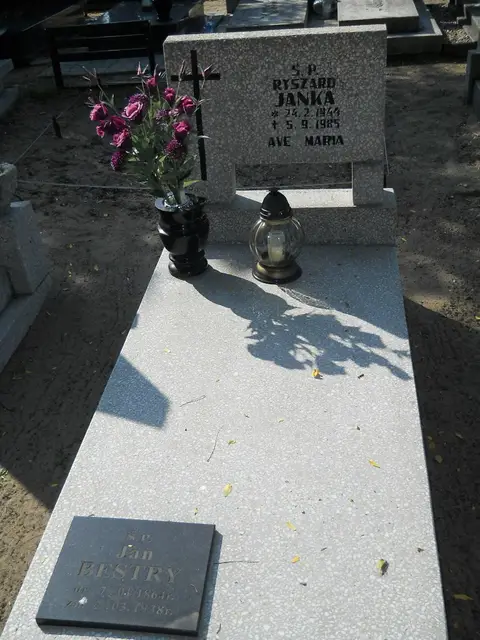 Zdjęcie grobu 14/27125