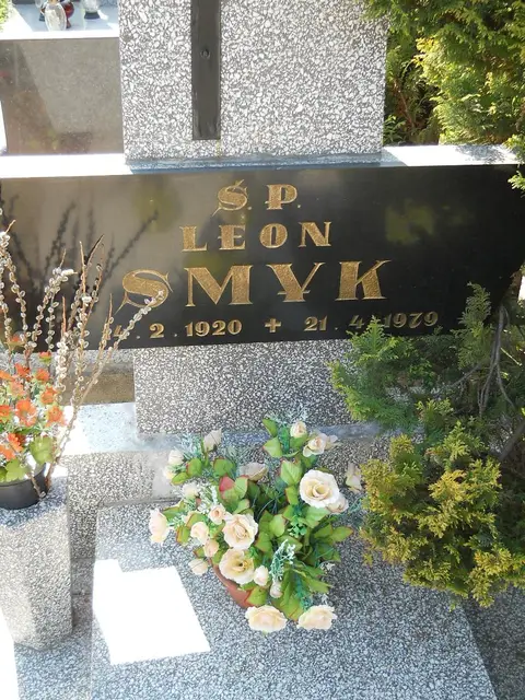 Zdjęcie grobu 7/11977