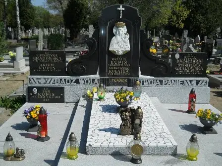 Zdjęcie grobu Główny/18,20,22