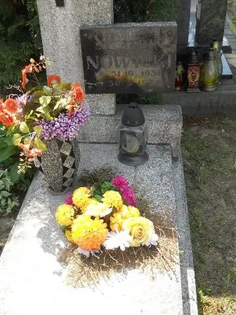 Zdjęcie grobu 25/26