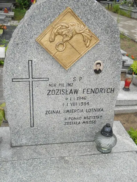 Zdjęcie grobu 24/23237