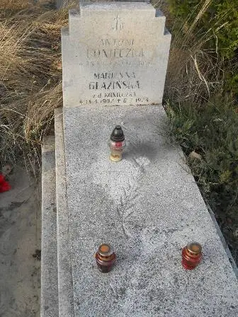 Zdjęcie grobu Krzyż./86