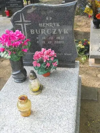 Zdjęcie grobu 24/27