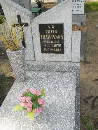 Zdjęcie grobu 24/19