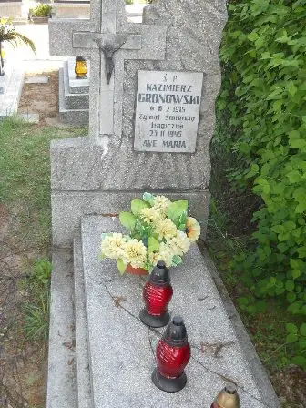 Zdjęcie grobu 20/100