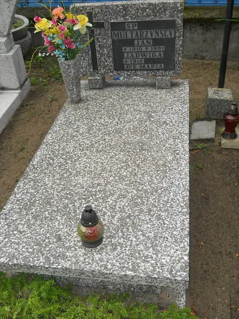 Zdjęcie grobu 14/25972