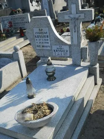 Zdjęcie grobu 2/106