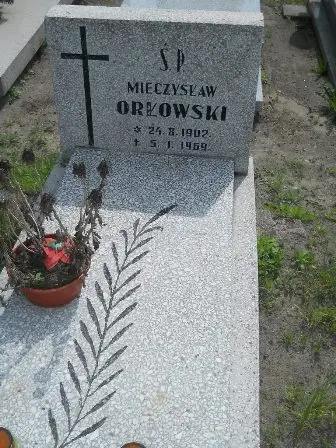 Zdjęcie grobu 25/105