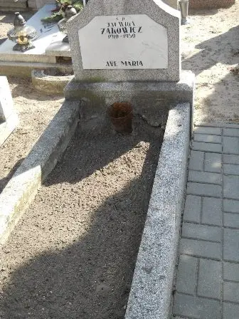 Zdjęcie grobu 3/295