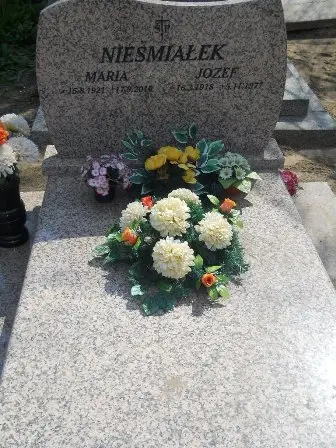 Zdjęcie grobu 42/71,72
