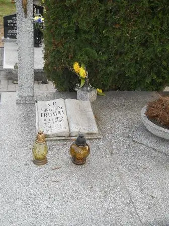 Zdjęcie grobu 37/238,239
