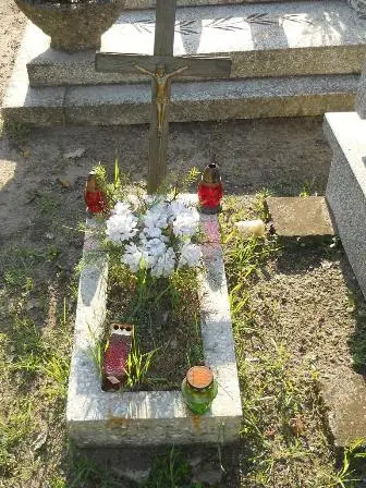 Zdjęcie grobu 7/100