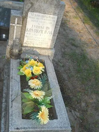 Zdjęcie grobu 7b/100