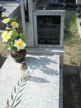 Zdjęcie grobu 20/179
