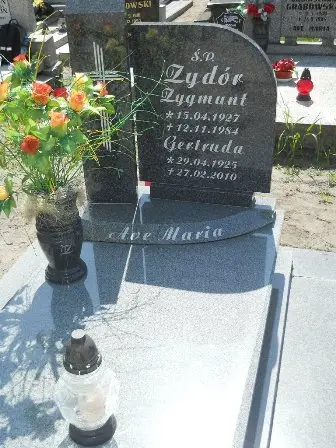 Zdjęcie grobu 25/273