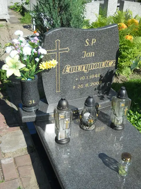 Zdjęcie grobu 7/12009