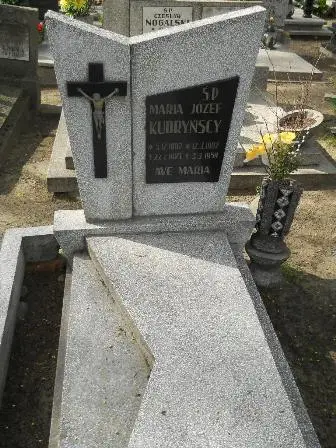 Zdjęcie grobu 27/100