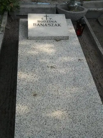 Zdjęcie grobu 20/100