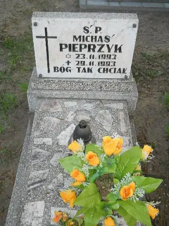 Zdjęcie grobu 7b/100