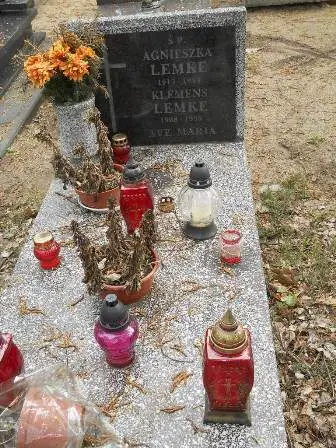 Zdjęcie grobu 33/68