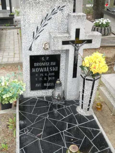 Zdjęcie grobu 7/10907