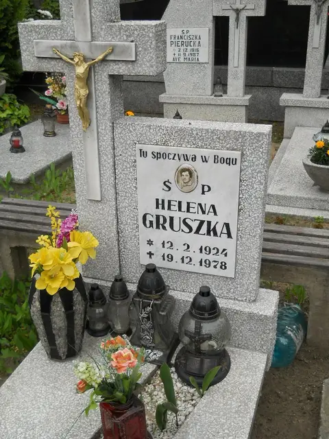 Zdjęcie grobu 7/11025