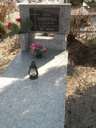Zdjęcie grobu Krzyż./4