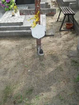 Zdjęcie grobu 27/100