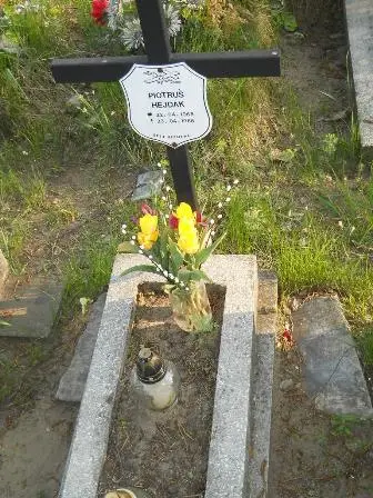Zdjęcie grobu 32/100