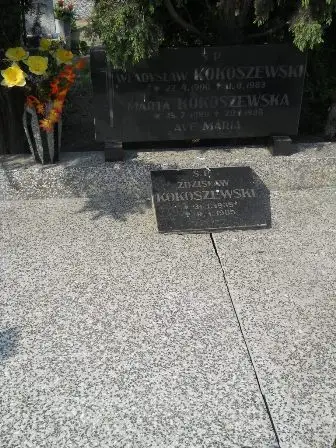 Zdjęcie grobu F/298,299,300