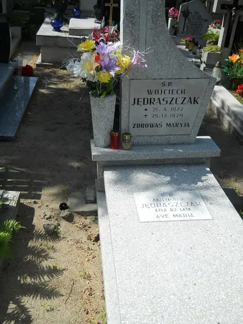 Zdjęcie grobu 6/24357